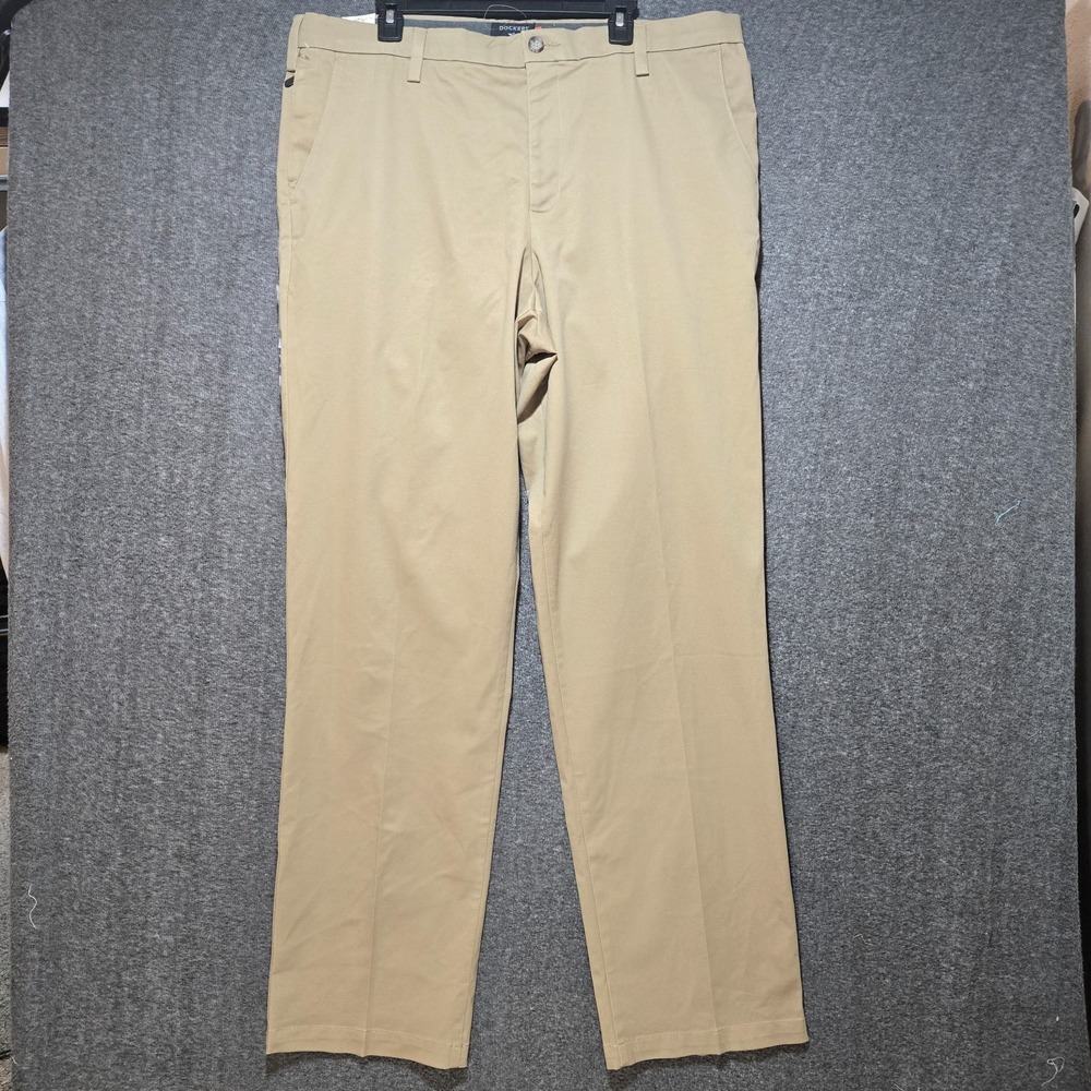 Dockers Mens 40x34 Work Day Beige Khaki Classic Fit Pants Smart 360 Flex NWT